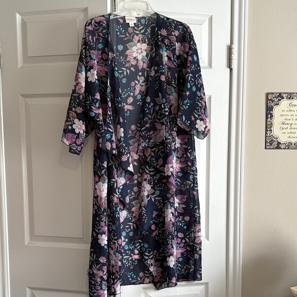 LuLaRoe cardigan. Size medium
